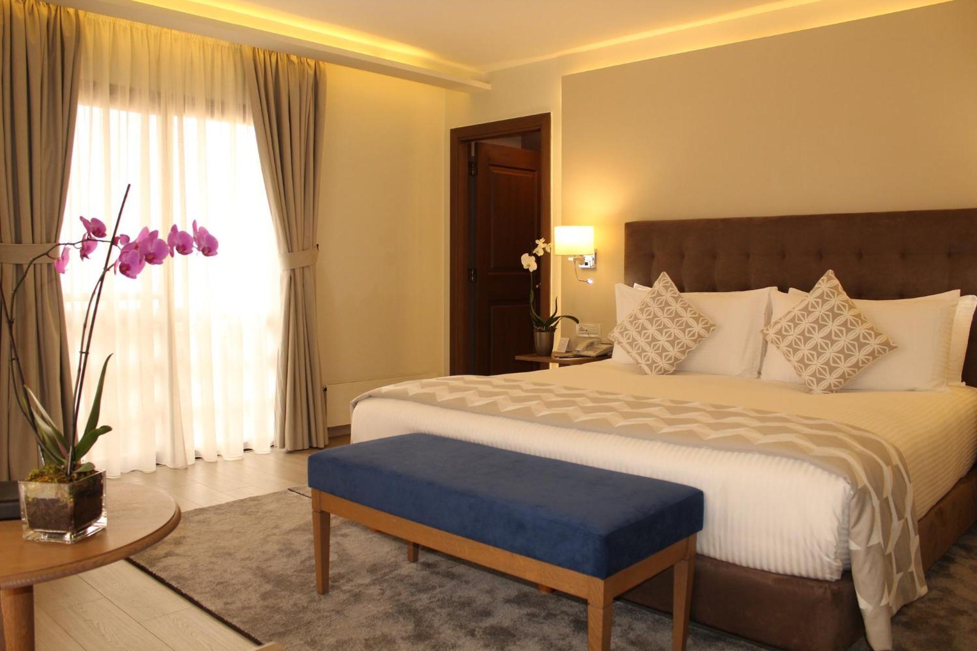 Intercontinental Mzaar Lebanon Mountain Resort & Spa By Ihg Mzaar Kfardebian Buitenkant foto