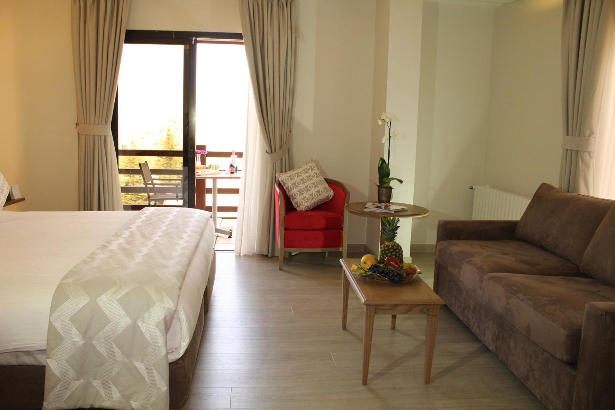 Intercontinental Mzaar Lebanon Mountain Resort & Spa By Ihg Mzaar Kfardebian Buitenkant foto