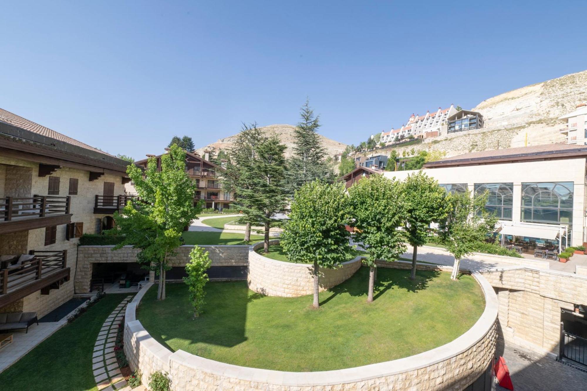 Intercontinental Mzaar Lebanon Mountain Resort & Spa By Ihg Mzaar Kfardebian Buitenkant foto